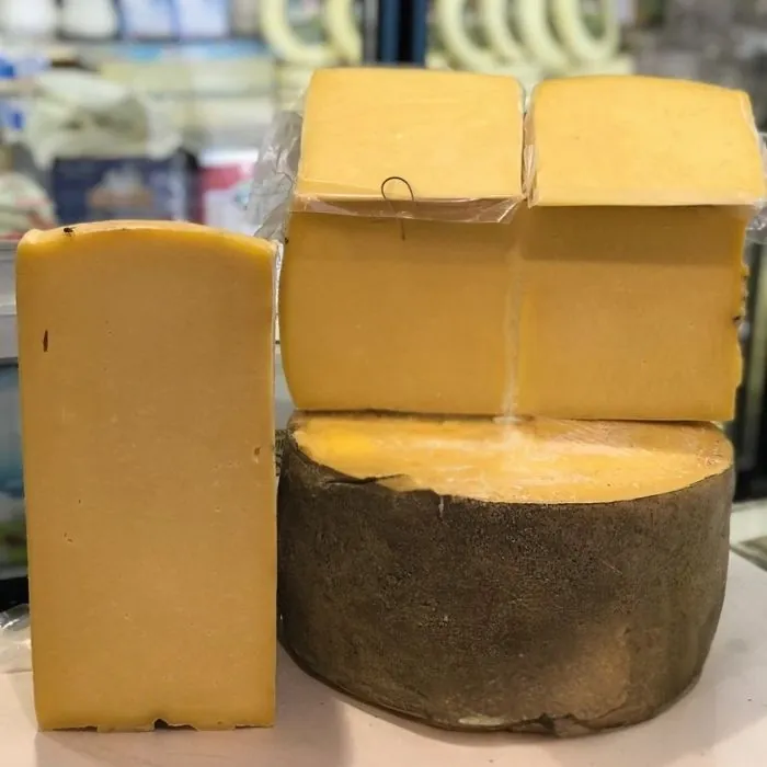 Kars Tam Yağlı Eski Kaşar Peyniri
